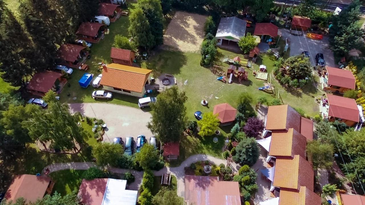 Hotel Osrodek Wypoczynkowy W Jeleniu Borne Sulinowo Zewnętrze zdjęcie