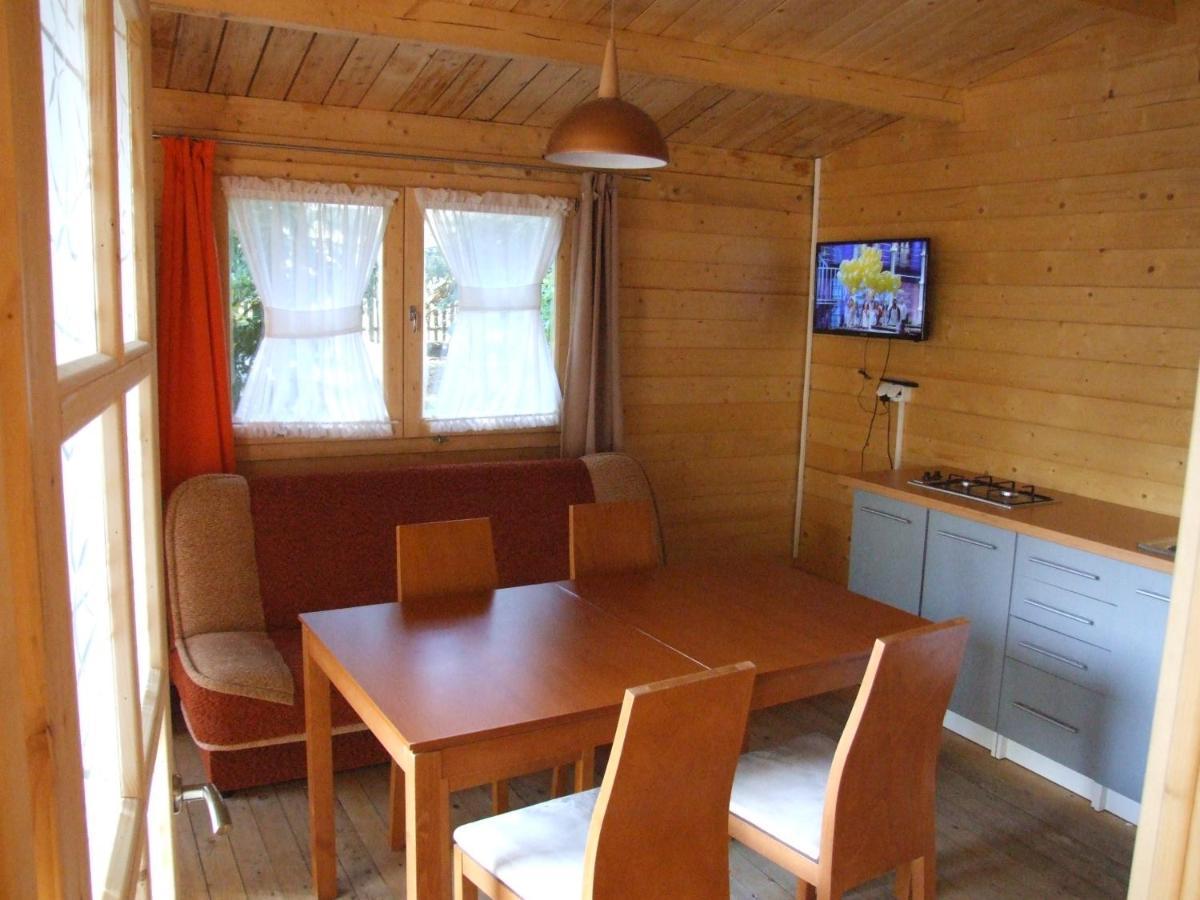 Hotel Osrodek Wypoczynkowy W Jeleniu Borne Sulinowo Zewnętrze zdjęcie